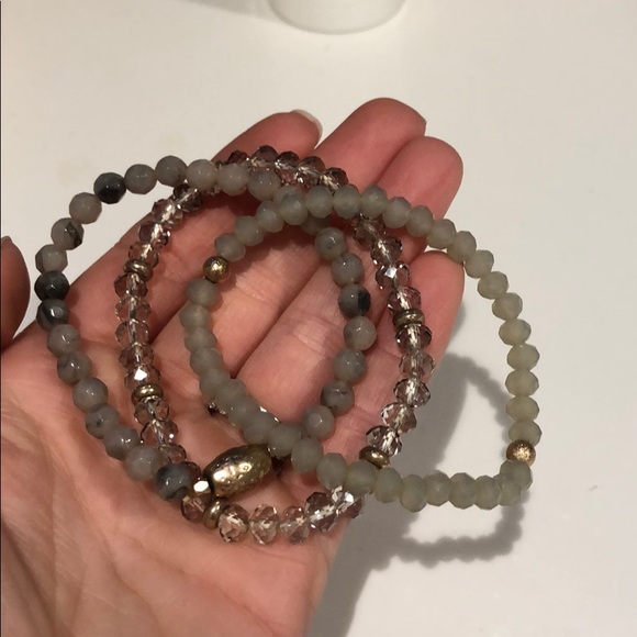 Statement bracelets - Picture 2 of 3